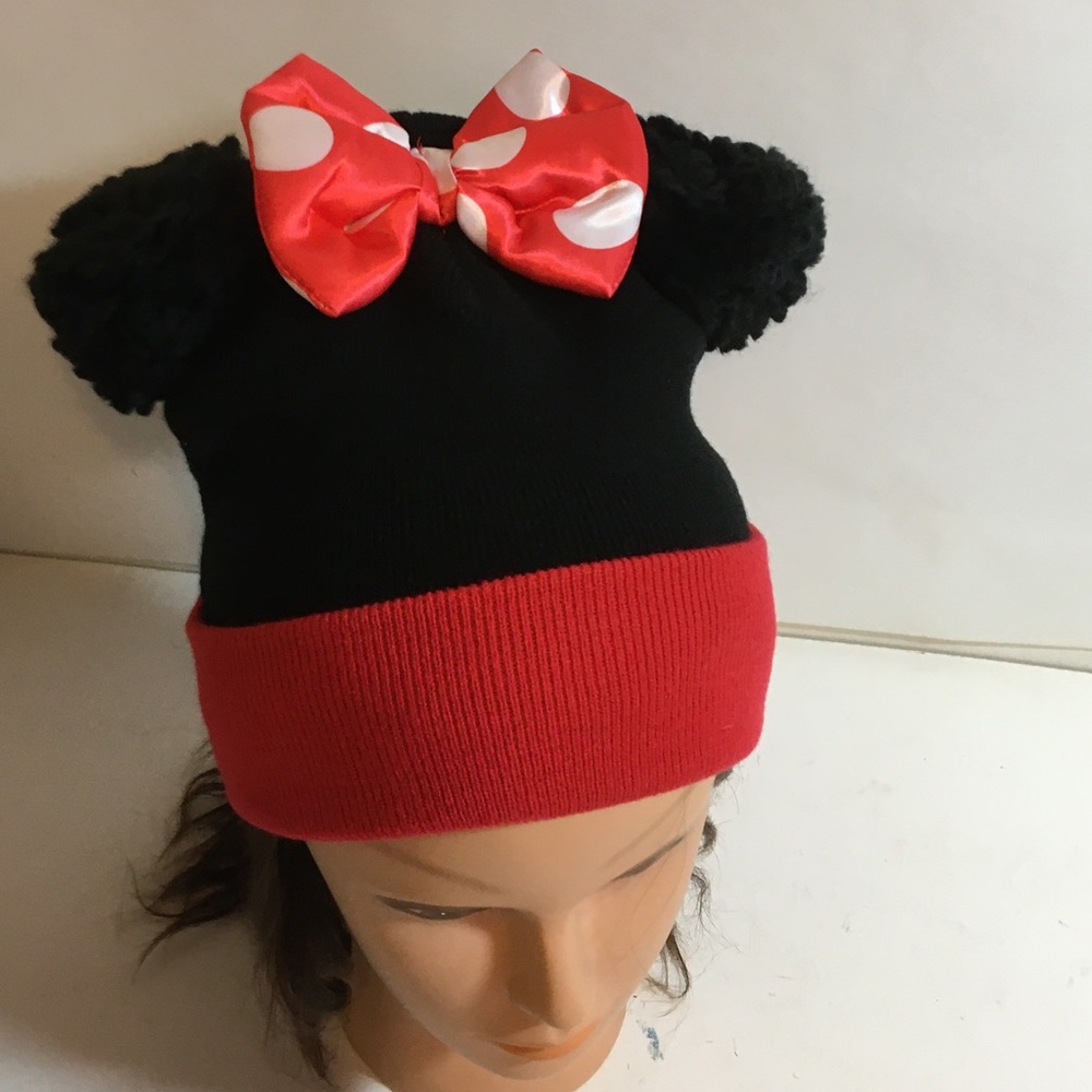 Disney’s Minnie mouse hat nwot